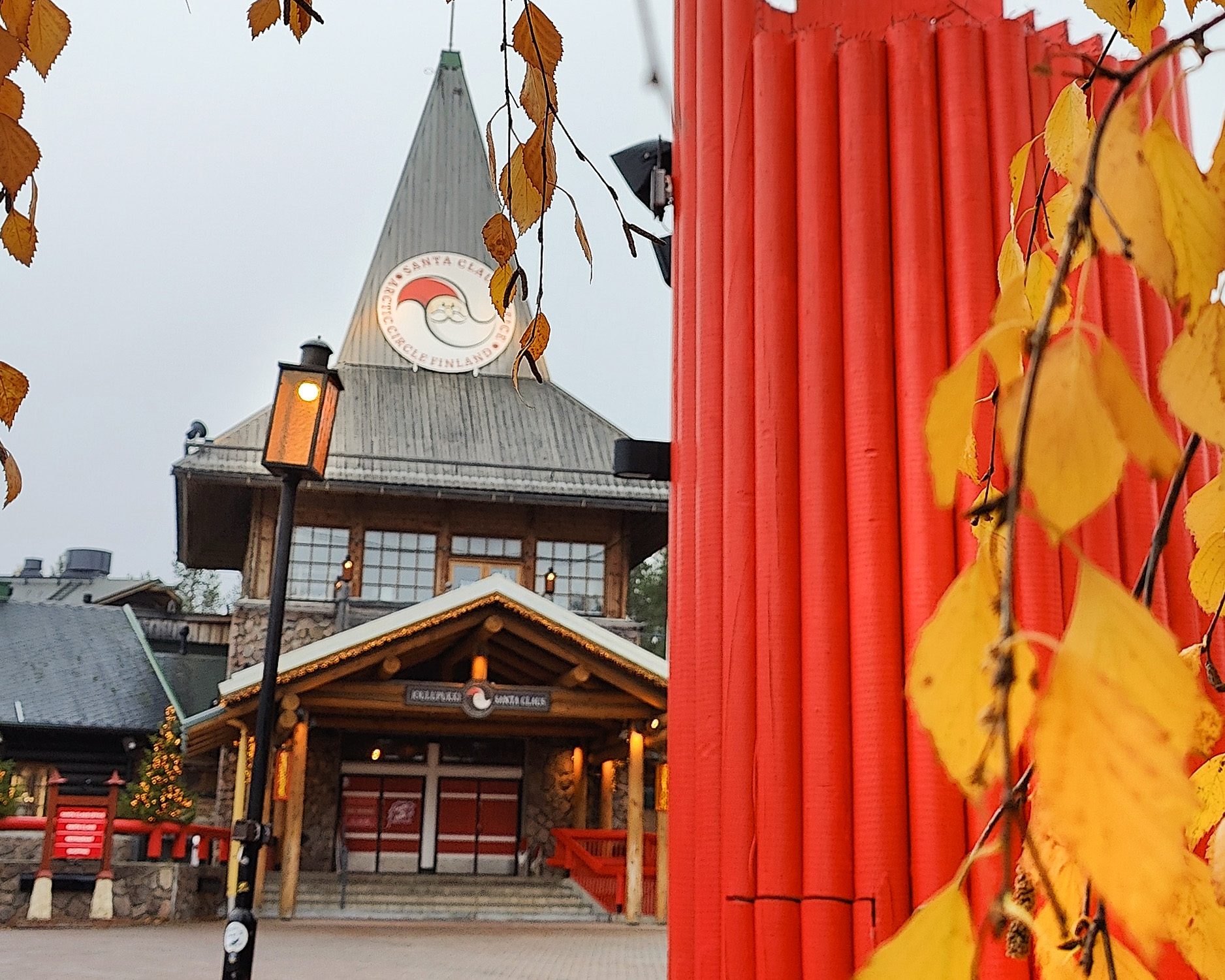 Joulupukin pajakylä syksyllä