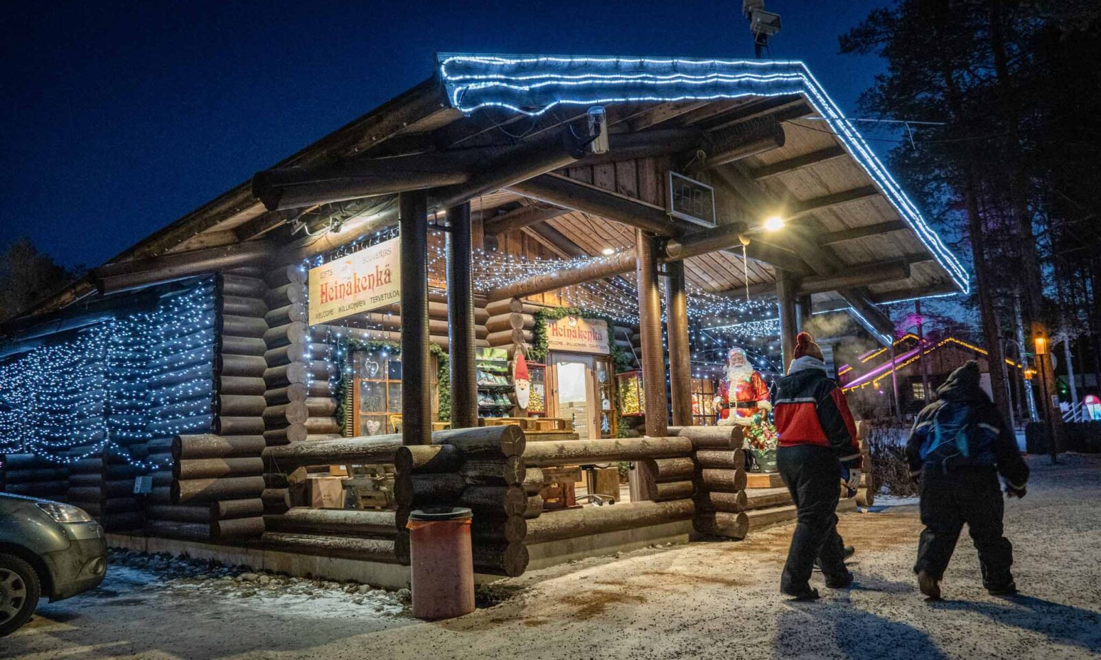 Souvenir shop Heinäkenkä in Santa Claus Village