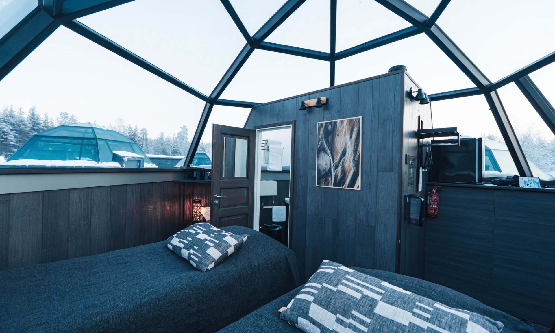 Glass Igloo hotel | Rovaniemi | Lapland | Finland
